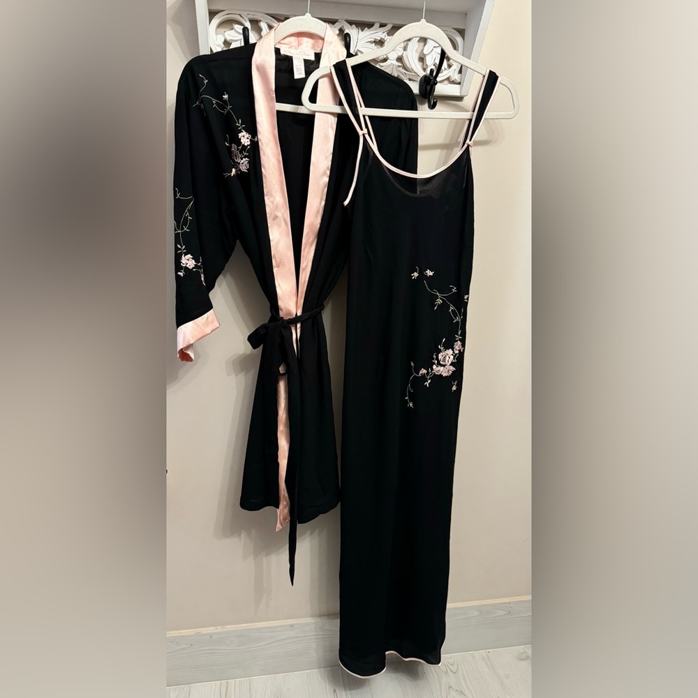 Oscar de la Renta 2 Pc Lingerie Robe Set Embroidered Floral Pink Label S S/M NWT - Picture 1 of 14